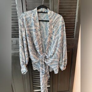 Wishlist Apparel Women’s Blouse size M/L